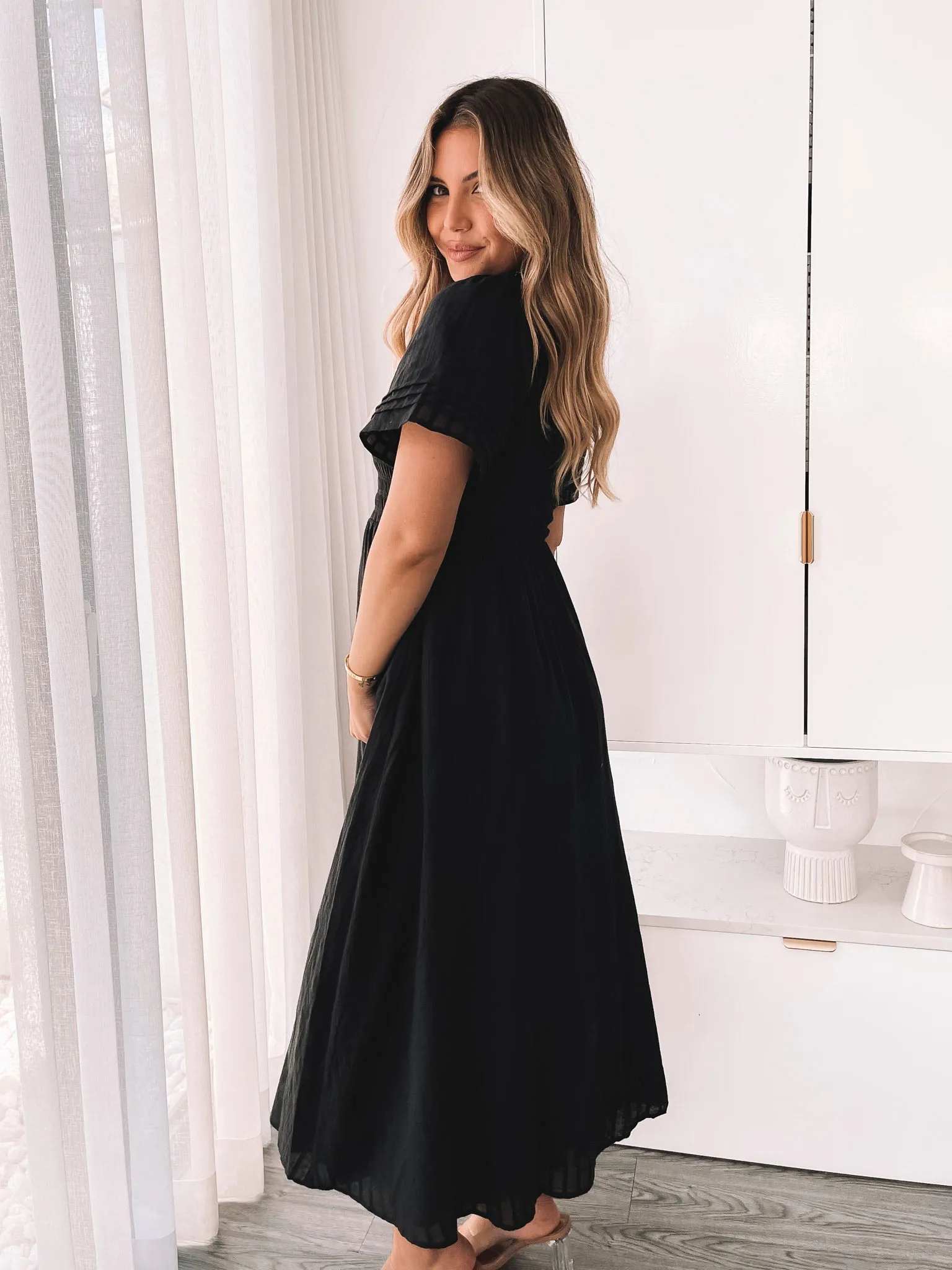 Iolana Dress - Black