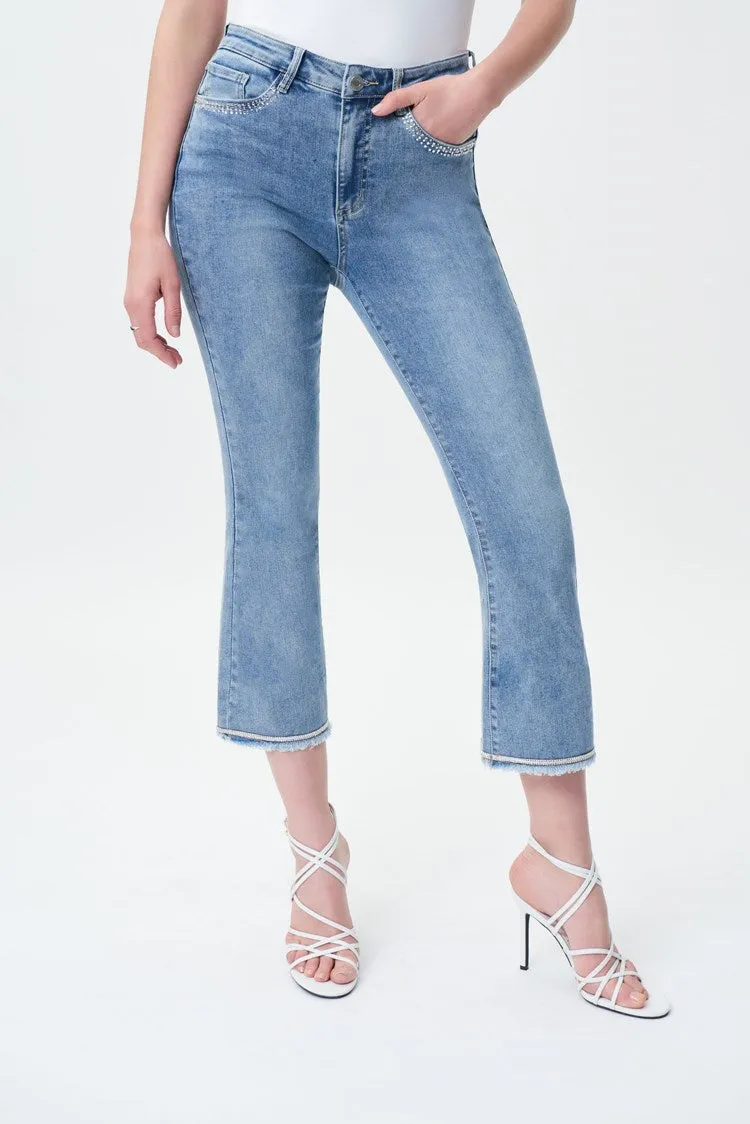 J.R 231919 Crop Flared Jeans