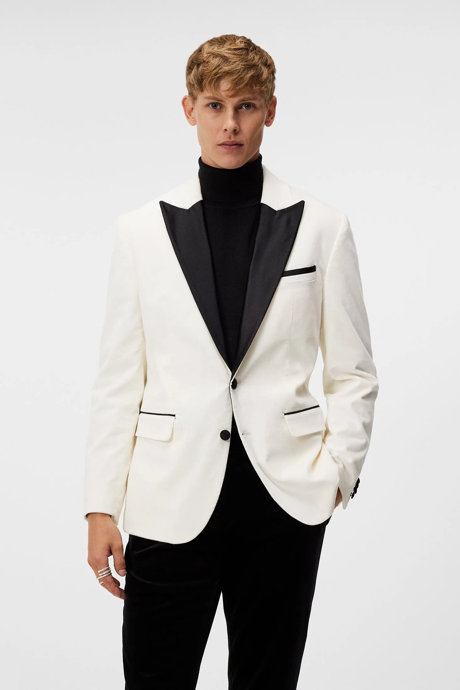 Lenny Velvet Blazer / Cloud White