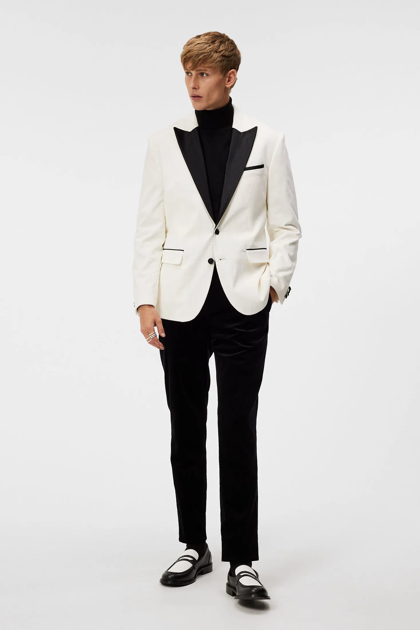 Lenny Velvet Blazer / Cloud White