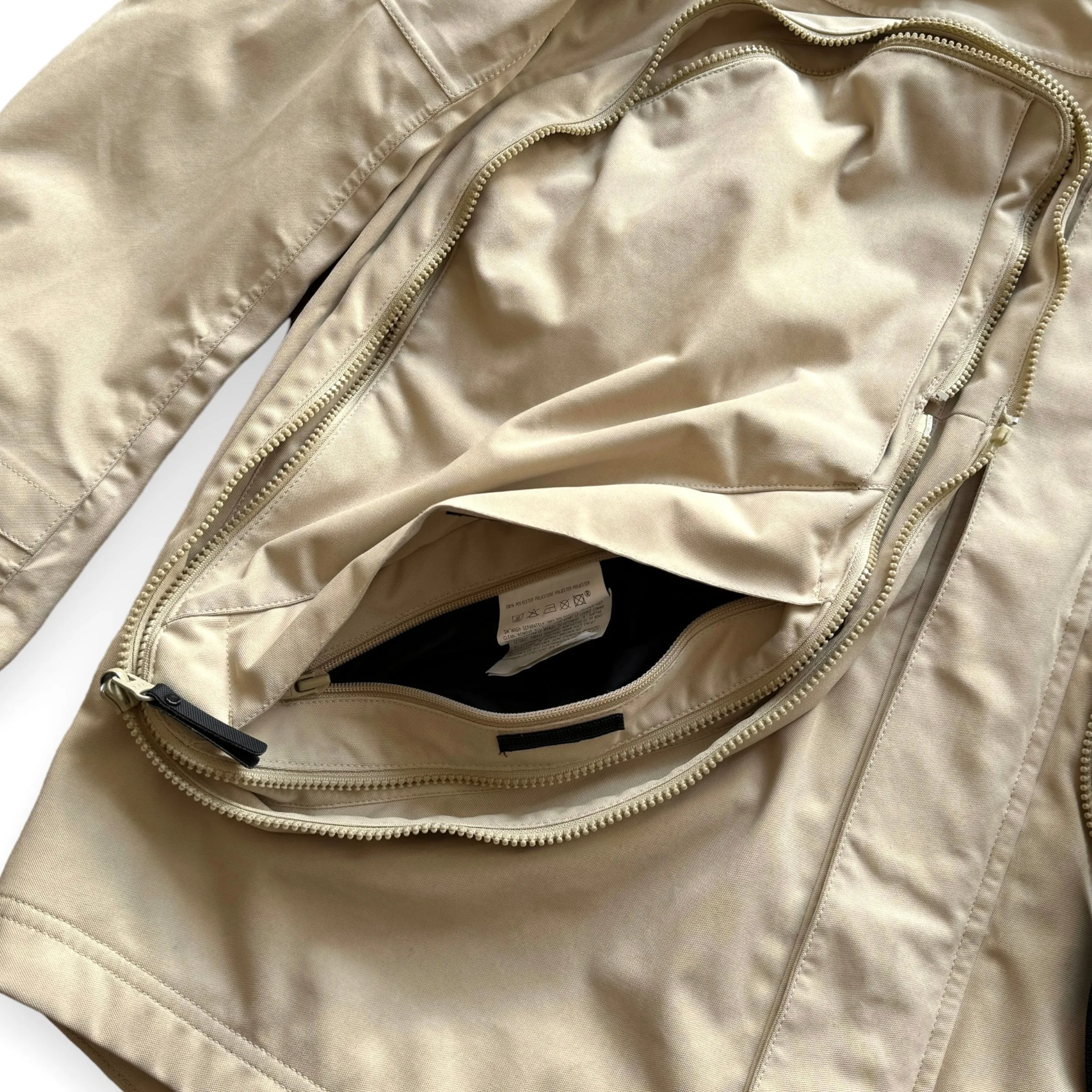 Levi’s x Philips ICD  Storage Jacket By Massimo Osti