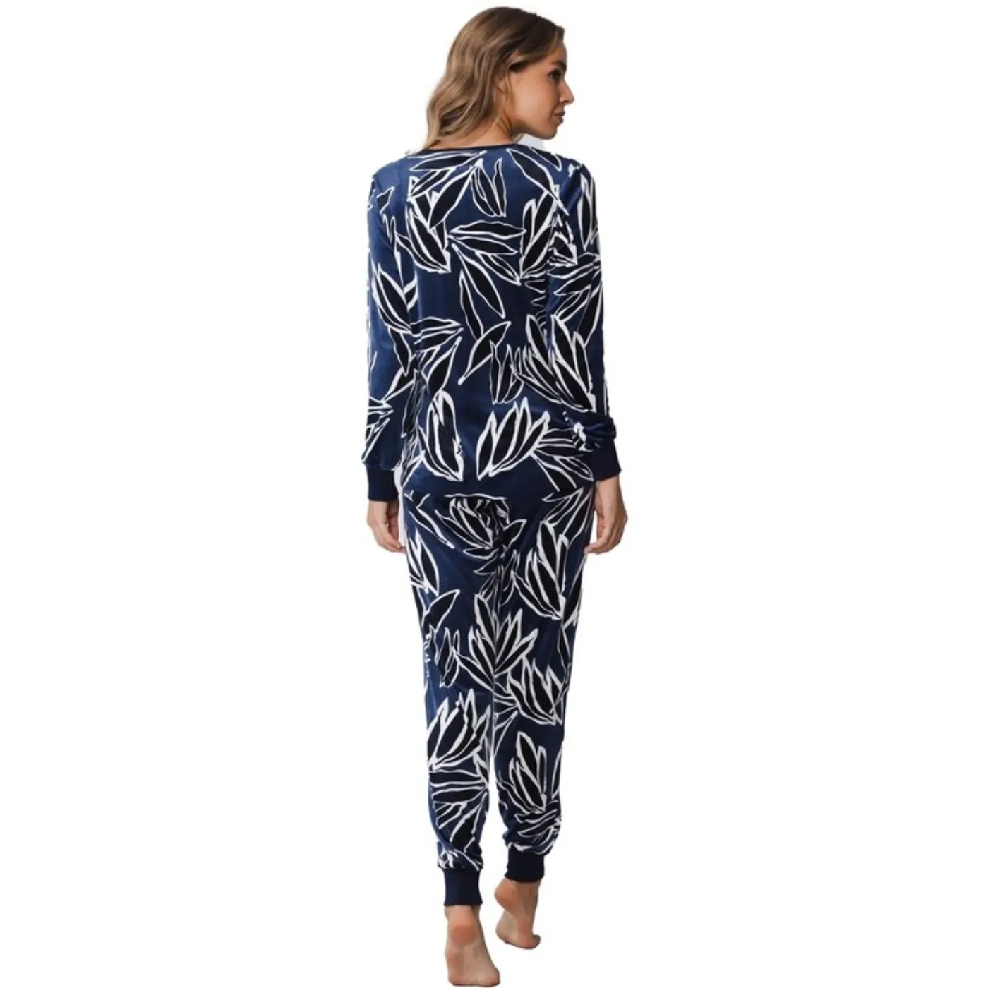 Pastunette Mega Blooms Velvet Lounge Pyjama Set